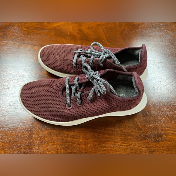 Allbirds Women’s Tree Runner Shoes - Picture 4 of 10